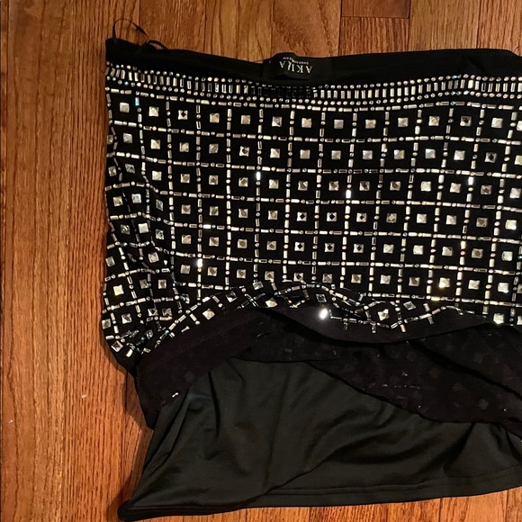 AKIRA Black and Silver Geometric Pencil Skirt - Picture 7 of 7